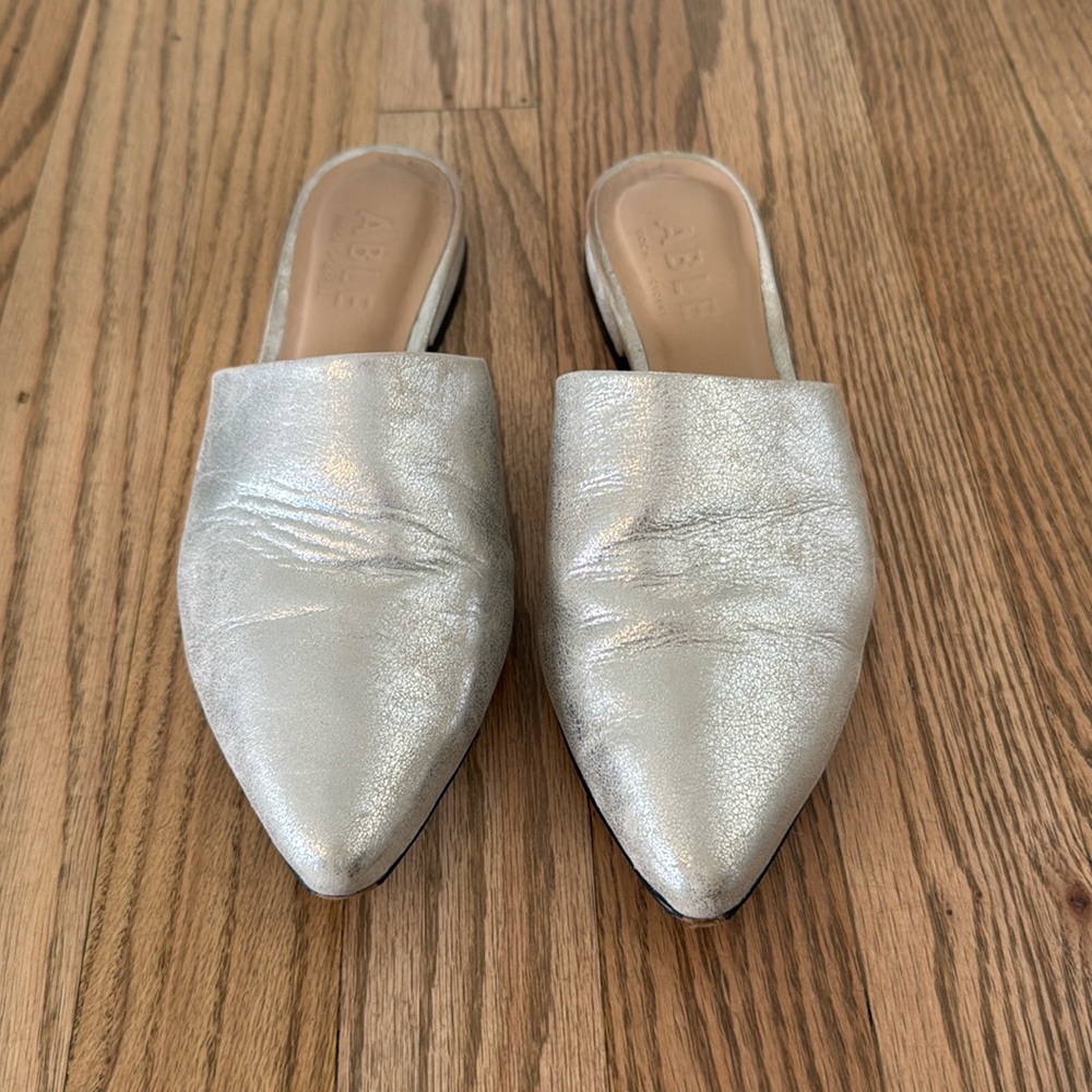 Able Silver Pointed Toe Mule Size 6M